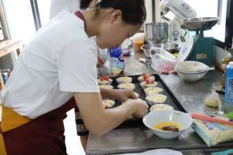 卤菜与小吃烹饪服务学习及创业指南